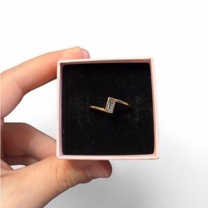 Vintage Avon Gold-Tone Ring with Blue Baguette Stone Women’s Jewelry Minimalist